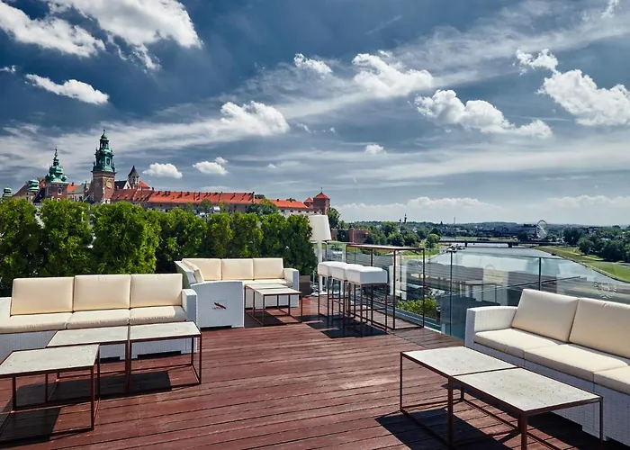 Discover the Best Hotels in Krakow with Airport Shuttle Services for a Hassle-Free Stay